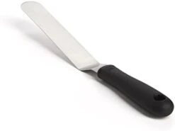 OXO Good Grips Bent Icing Spatula, Black/Silver -Peugeot Shop 31JxQ8IpZlL. AC