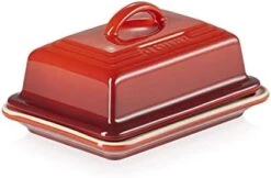 Le Creuset Stoneware European Butter Dish, Cerise -Peugeot Shop 31hIAsa5LS. AC