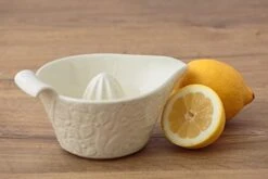 Mason Cash 2001.074 Forest Stoneware Juicer, Cream 8 Mason Cash 2001.074 Forest Stoneware Juicer, Cream -Peugeot Shop 31i8QnsnjEL