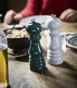 Peugeot EUGEOT - Paris Pepper Mill 18 Cm - Paris-rama Collection - Classic Grinding Setting - Made From PEFC-certified Wood - Candy Pink 8 Peugeot EUGEOT - Paris Pepper Mill 18 Cm - Paris-rama Collection - Classic Grinding Setting - Made From PEFC-certified Wood - Candy Pink -Peugeot Shop 416l76gveTL 1