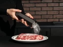 Mill Salt Grinder - Fast, Heavy-Duty Salt Mill With Unique Burr Grinder, Ten Grind Settings, Button-Enabled With Quick-release Cap -Peugeot Shop 41DLa71qzQL