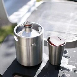 TMCRAFT 64OZ Stainless Steel Mini Keg, Portable Beer Growler With Exhaust Valve Designed Cap To Keep Beverage Fresh. 8 TMCRAFT 64OZ Stainless Steel Mini Keg, Portable Beer Growler With Exhaust Valve Designed Cap To Keep Beverage Fresh. -Peugeot Shop 41FuZwx2ycL