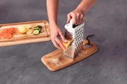 Tramontina 25110/180 Grater, 23cm, Sliver 9 Tramontina 25110/180 Grater, 23cm, Sliver -Peugeot Shop 41HXSLMx4mL