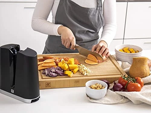 Zwilling V-Edge Professional Knife Sharpener, For Both Western And Japanese Blades, Black 5 Zwilling V-Edge Professional Knife Sharpener, For Both Western And Japanese Blades, Black - Image 5