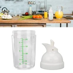 Salad Dressing Shaker, 200ml Salad Dressing Shaker BPA Free Prevent Leakage Salad Dressing Jar With Lid For Kitchen(Black)(white)