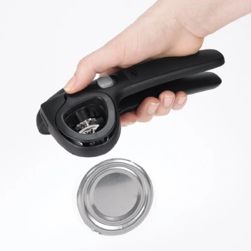 OXO Good Grips Locking Can Opener With Lid Catch 4 OXO Good Grips Locking Can Opener With Lid Catch - Image 4