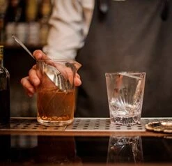 Cocktail Mixing Glass - Bar Mixing Pitcher For Stirring Drinks - 1/4-inch Thick Walls - 17-ounce, 2 Drink Capacity -Peugeot Shop 41erFddYg2L