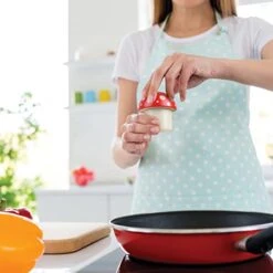 MERRY MUSHROOM Herb Grinder, Red/White, 3 Inches -Peugeot Shop 41fiNiUHVmL