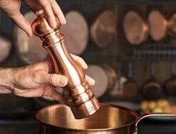 Peugeot Paris Chef Copper-Plated U'Select Pepper Mill 22 Cm - 9in 11 Peugeot Paris Chef Copper-Plated U'Select Pepper Mill 22 Cm - 9in -Peugeot Shop 41jXy40qvRL