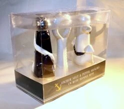 I Nautical Anchor Shaped Salt And Pepper Shakers On Base
