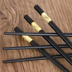 10 Pairs Non-Slip Fiberglass Chopsticks, Reusable Chopsticks Gift Set Dishwasher Safe, Easy To Use And Clean, Square Lightweight For Home Kitchen, Hotel, Restaurant Dining Tools, Black And Gold -Peugeot Shop 5141mPEjSUL