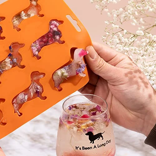 Dachshund Gifts Set With 2 Dachshund Wine Glasses And Weenie Dog Ice Cube Tray, Perfect For The Weiner Dog Lover - Gift Box (Black) 2 Dachshund Gifts Set With 2 Dachshund Wine Glasses And Weenie Dog Ice Cube Tray, Perfect For The Weiner Dog Lover - Gift Box (Black) - Image 2