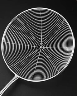 MENI Kitchen Stainless Steel Spider Strainer For Frying Cooking Utensil With 5.4" Wooden Handle,Skimmer Spoon For Hot Pot, Fritters, Noodles, Spaghetti 11 MENI Kitchen Stainless Steel Spider Strainer For Frying Cooking Utensil With 5.4" Wooden Handle,Skimmer Spoon For Hot Pot, Fritters, Noodles, Spaghetti -Peugeot Shop 51i1wDsr6GL