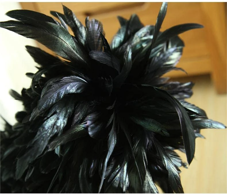 Old Handmade Chicken Feather Wooden Household Cleaning Artifact (Black) 2 Old Handmade Chicken Feather Wooden Household Cleaning Artifact (Black) - Image 2