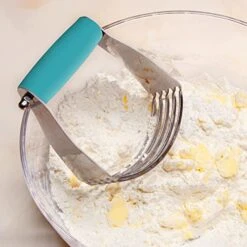 ® Pastry Blender Cutter,Stainless Steel Dough Masher For Butter, Biscuit,Baking, Kneading,Dough, Flakier And Fluffier Pie Crusts, Almond - Hand Kitchen Tool (1 Pack, Turquoise) 13 ® Pastry Blender Cutter,Stainless Steel Dough Masher For Butter, Biscuit,Baking, Kneading,Dough, Flakier And Fluffier Pie Crusts, Almond - Hand Kitchen Tool (1 Pack, Turquoise) -Peugeot Shop 51jQHDkuxpL