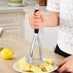 Heavy Duty Stainless Steel Potato Masher, Professional Integrated Masher Kitchen Tool & Food Masher/ Potato Smasher With Silicone Handle, Perfect For Bean, Vegetable, Fruits, Avocado, Meat -Peugeot Shop 51ojl0eMbYL