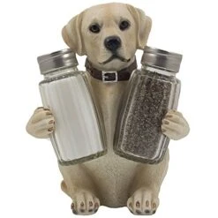 Labrador Retriever Salt And Pepper Shaker Set With Decorative Display Stand Dog Figurine Holder For Lodge & Hunting Cabin Kitchen Decor Table Centerpieces As Puppy Gifts For Hunters
