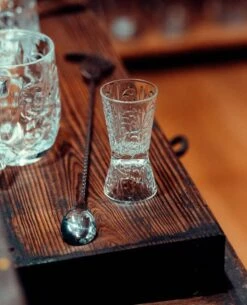 "Old Ritz" 1930s Etched-Crystal Double Cocktail Jigger (Gift Box Collection) -Peugeot Shop 61VHahhzx9L