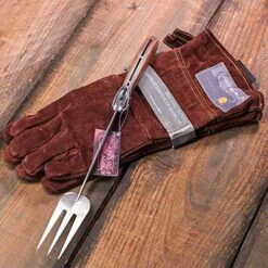 Pit Master Barbecue Crate – The Ultimate BBQ Gift For Men – Includes Meat Claws, Barbecue Rub, Sauces, Leather Gloves & More – Ships In A Sealed Wooden Crate With A Laser-Etched Crowbar 7 Pit Master Barbecue Crate – The Ultimate BBQ Gift For Men – Includes Meat Claws, Barbecue Rub, Sauces, Leather Gloves & More – Ships In A Sealed Wooden Crate With A Laser-Etched Crowbar -Peugeot Shop 61d0nZrPpaL