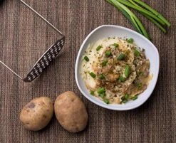 High Quality Stainless Steel Potato Masher With Broad And Ergonomic Horizontal Handle – Fine-grid Mashing Plate For Smooth Mashed Potatoes, Vegetables And Fruits -Peugeot Shop 61tIHBxwdcL